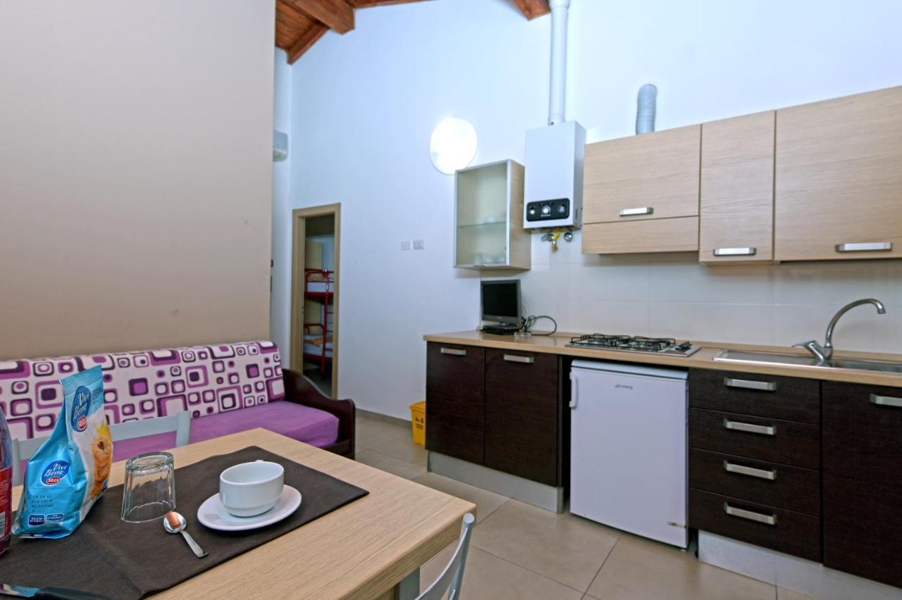 I Tre Moschettieri Camping Village ลิโด ดี ปอมโปซา ภายนอก รูปภาพ