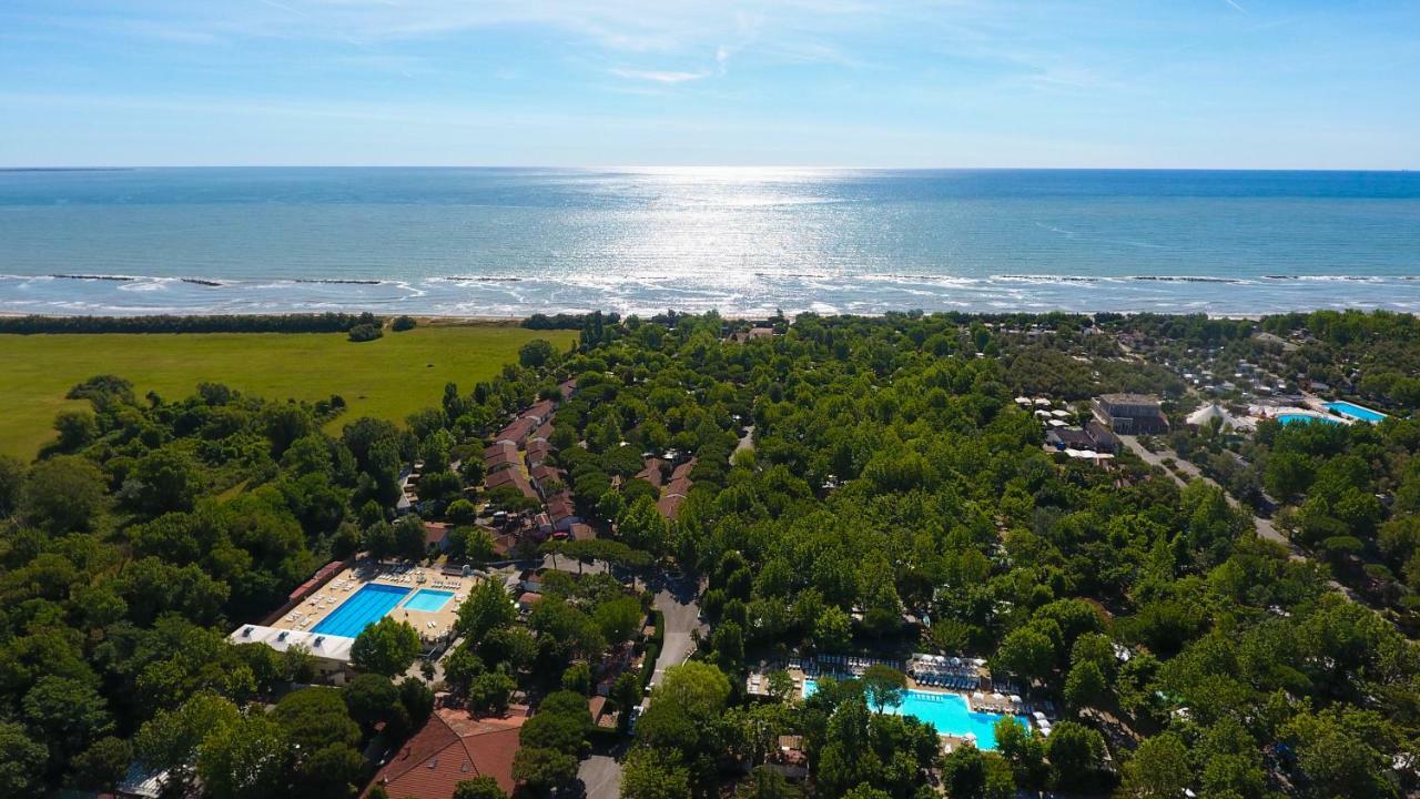 I Tre Moschettieri Camping Village ลิโด ดี ปอมโปซา ภายนอก รูปภาพ